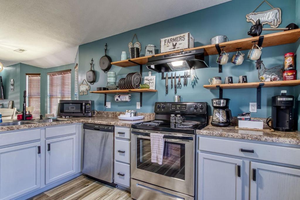 The Mason Jar, Hot Tub, Wifi, 1089 Free Tickets Each Paid Day, Dollywood And More! Pigeon Forge Zewnętrze zdjęcie